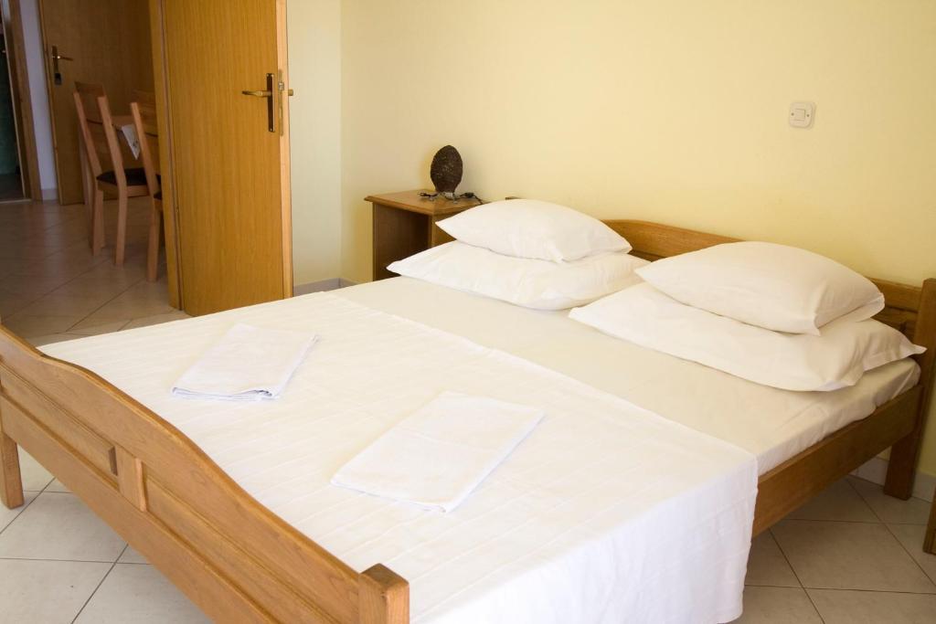 Ella Apartments Omiš Szoba fotó