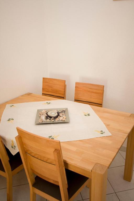 Ella Apartments Omiš Szoba fotó